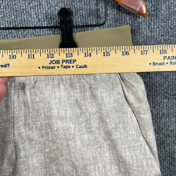 Lululemon T.H.E. Short 9" Liner Shorts Men's Large Beige Activewear Wicking - Picture 2 of 10